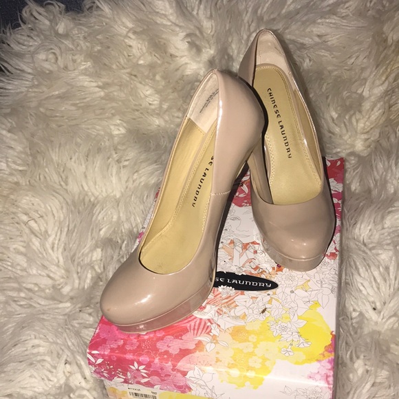 Chinese Laundry Wonder patent heels - Picture 3 of 5